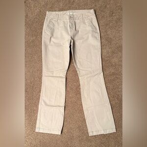 NWOT Old Navy Women’s Size 12 Khaki Boot-Cut Pants
